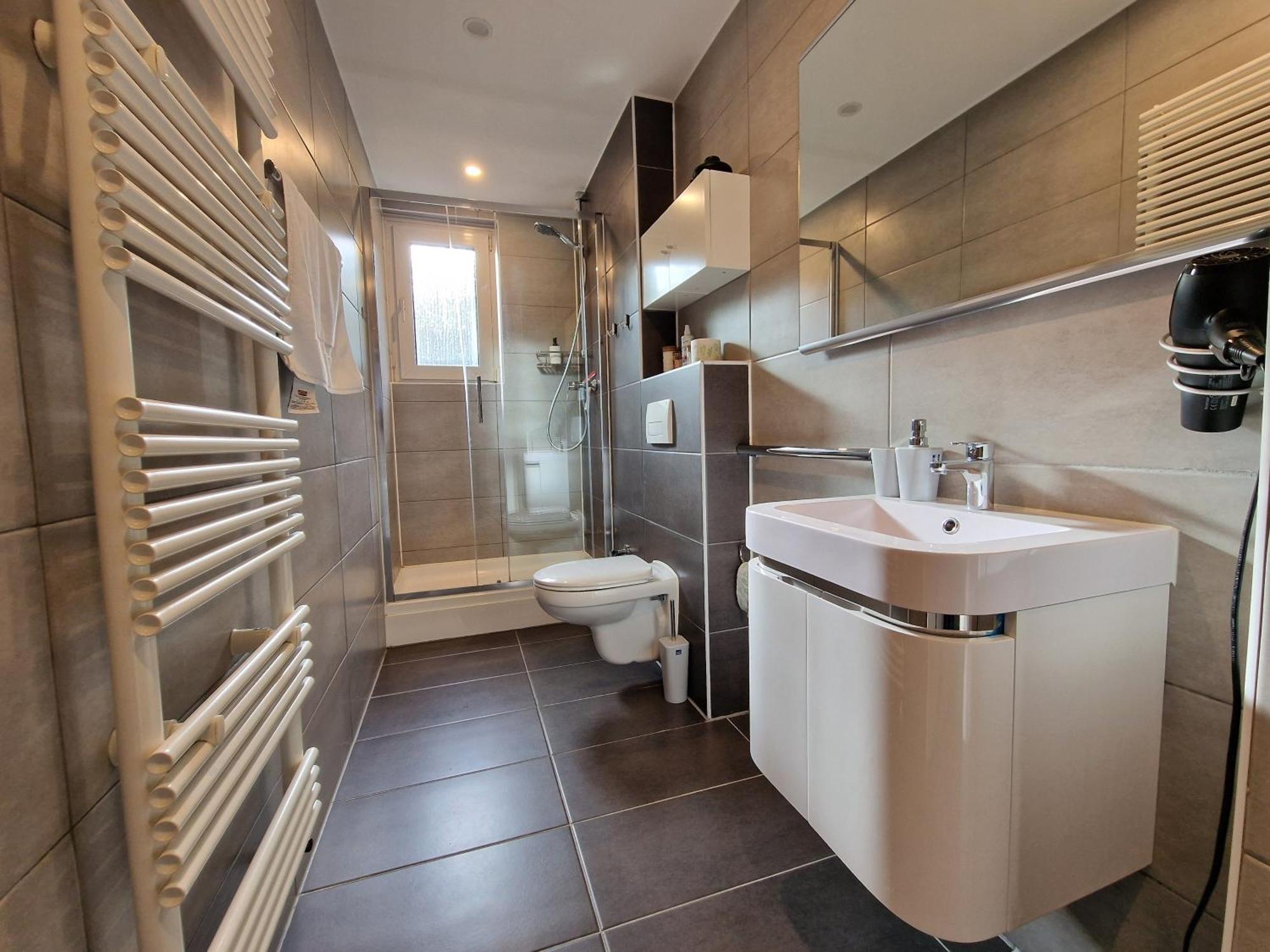 Hauptbahnhof Universitaetsklinikum Messe Evonik Apartment *
